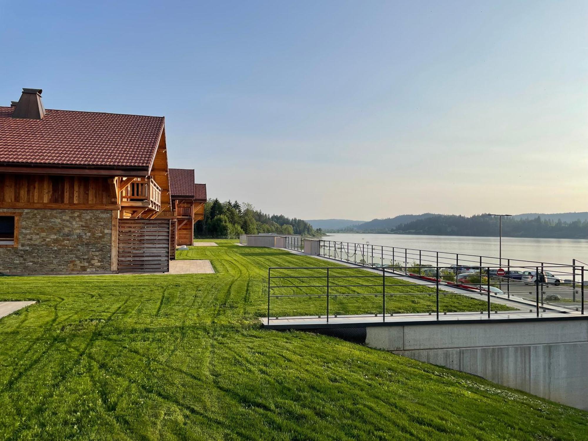 Chalets Coeur Du Lac Malbuisson Bagian luar foto